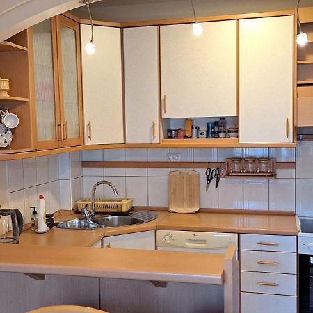 Golden Delight Central Apartment Скопье Экстерьер фото