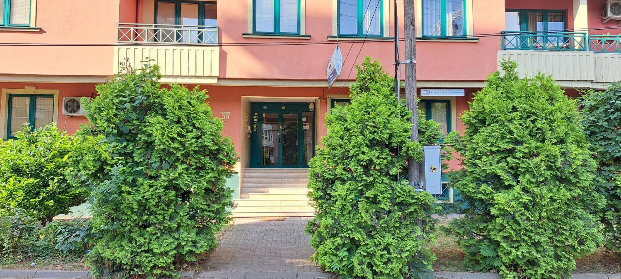 Golden Delight Central Apartment Скопье Экстерьер фото