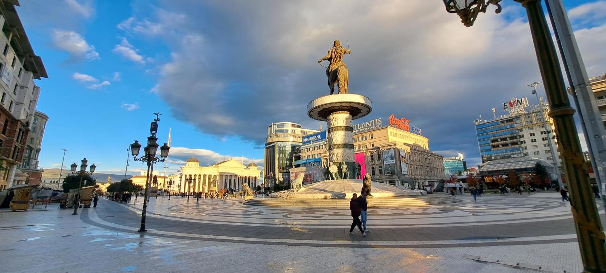 Golden Delight Central Apartment Скопье Экстерьер фото